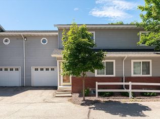 808 Cedar Dr APT B, La Crescent, MN 55947