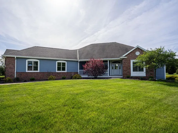 S101W32805 Patten DRIVE, Mukwonago, WI 53149