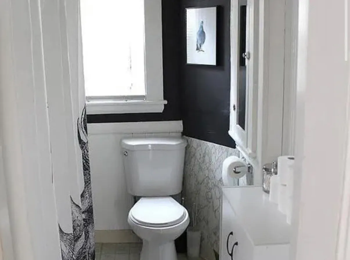 2 bed, 1.0 bath, 1300 sqft, $3,100 — Photo 4
