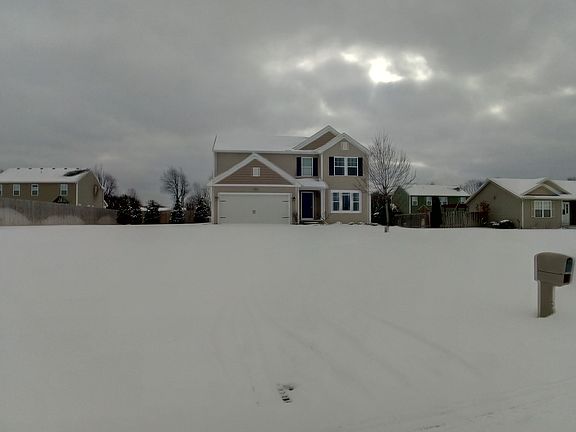 3rd image of 8180 Silverado Ln