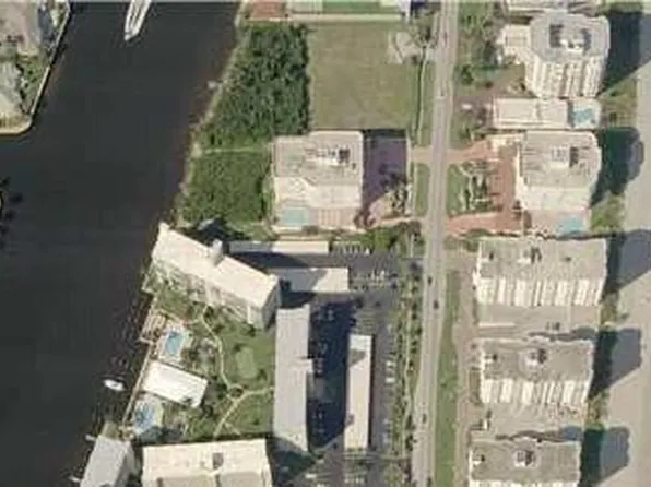 3215 S Ocean Boulevard S #202, Highland Beach, FL 33487
