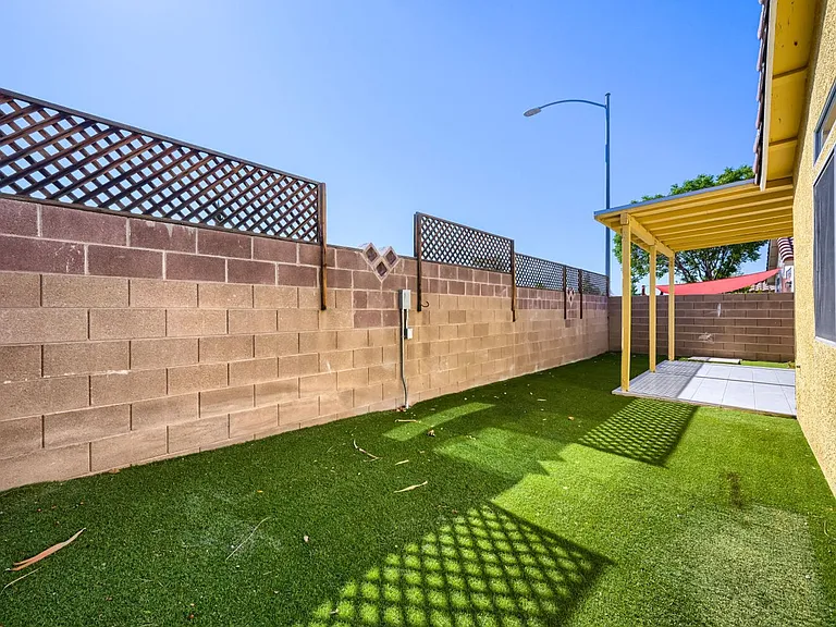5900 Round Castle St — Photo 22