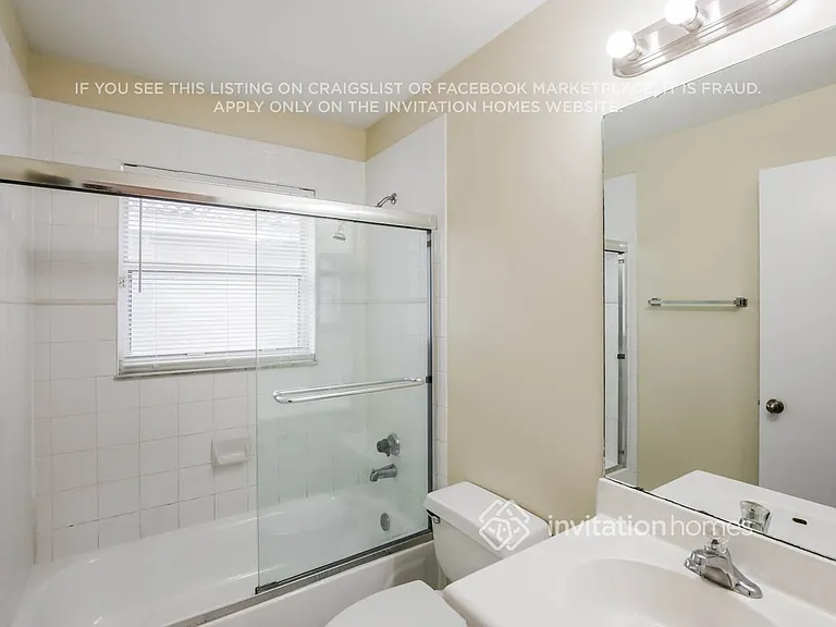 4912 SW 32nd Way — Photo 15