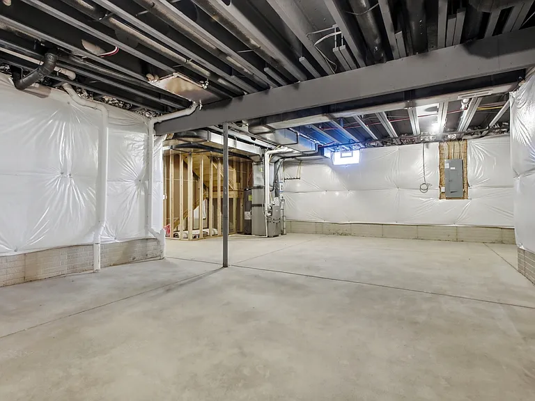 7051 Aster Way — Photo 10