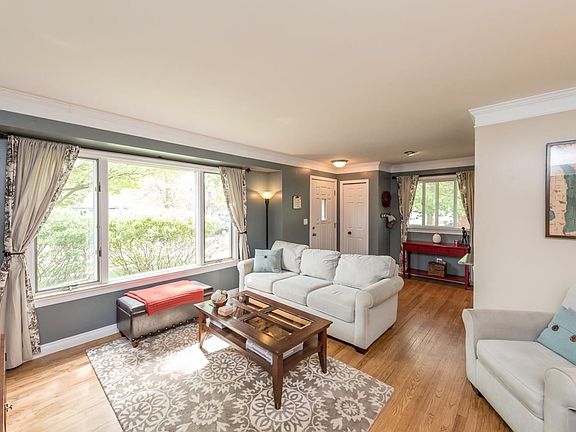 5th image of 253 Mark Hannah Ct