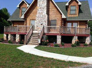 1454 Old Winston Rd, Pinnacle, NC 27043