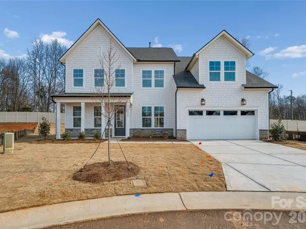 3024 Griffs Pond Rd #388, Charlotte, NC 28269