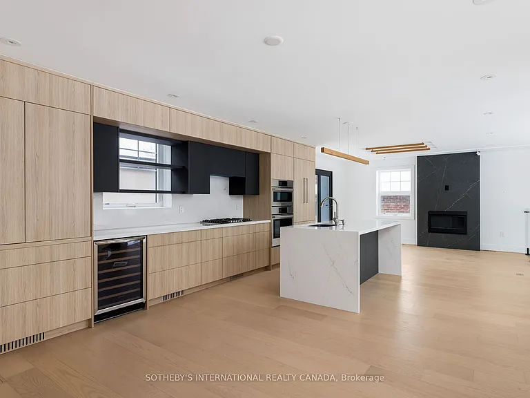 159 Humbervale Blvd — Photo 6