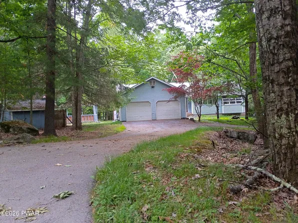466 Spruce St, Hawley, PA 18428