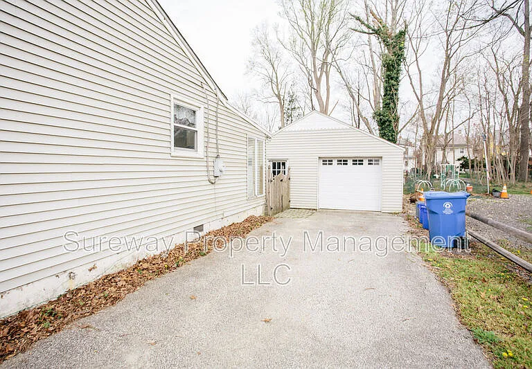 20 Coates St — Photo 47
