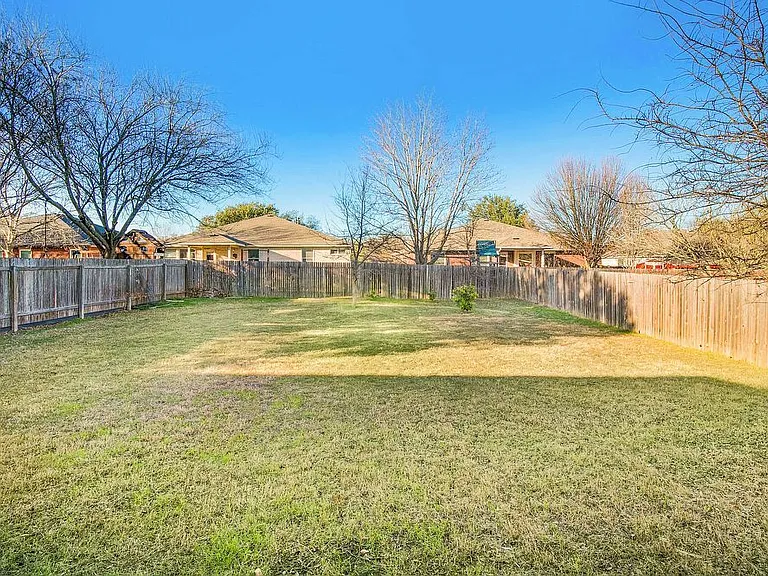 3310 Blue Ridge Dr — Photo 9