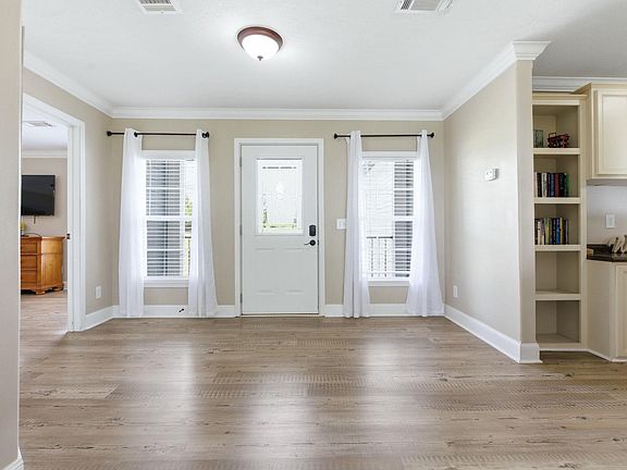 4th image of 10875 Edgemont Rd