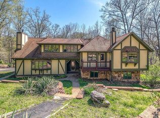 18060 Babler Woods Rd, Chesterfield, MO 63005