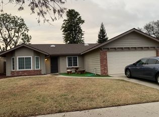415 S Aronian St, Tulare, CA 93274