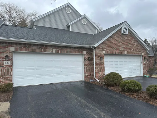 1136 Fairways Blvd, Troy, MI 48085