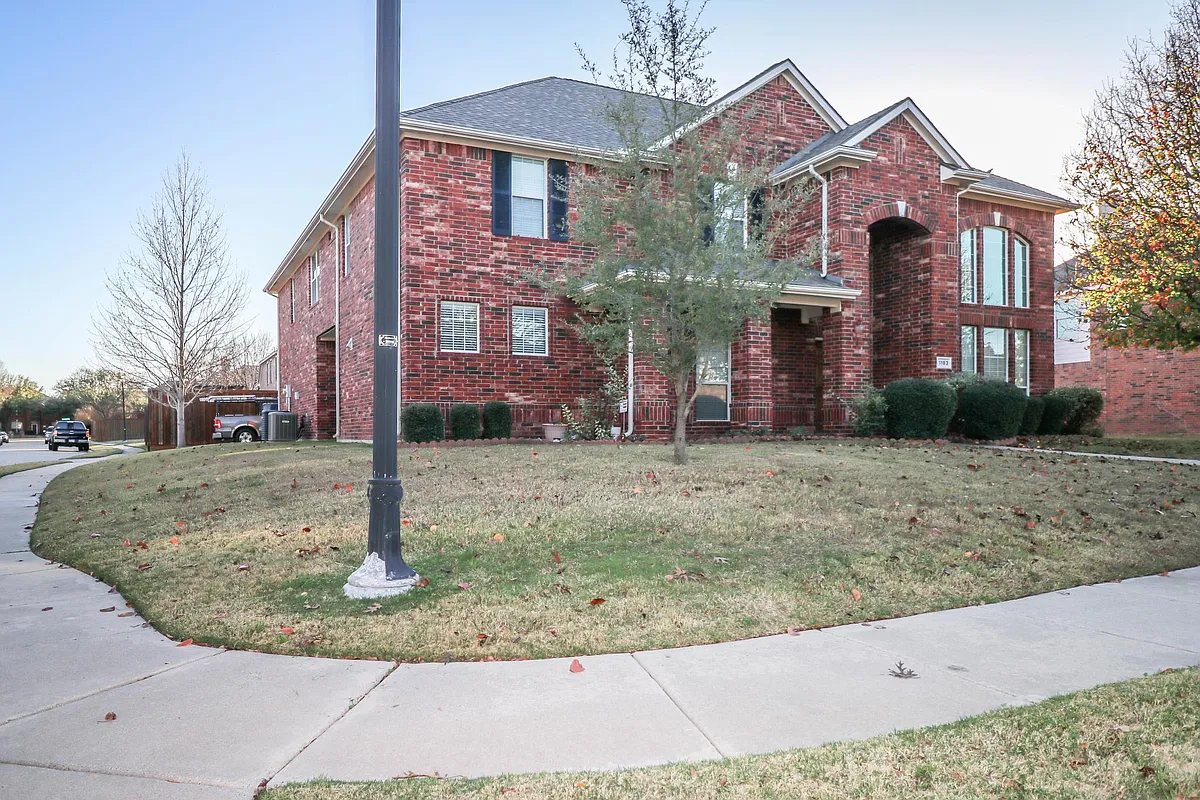 Building Photo - 1183 Heathrow Dr
