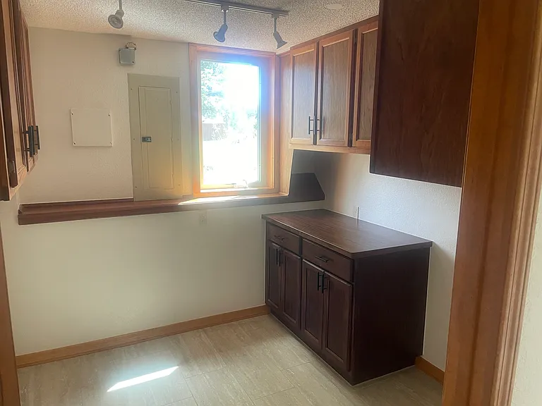 1222 Lake Forest Cir — Photo 8