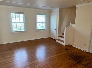 565B Wakefield Dr, Charlotte, NC 28209
