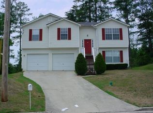 6665 Rebecca Lou Ln, Lithonia, GA 30058