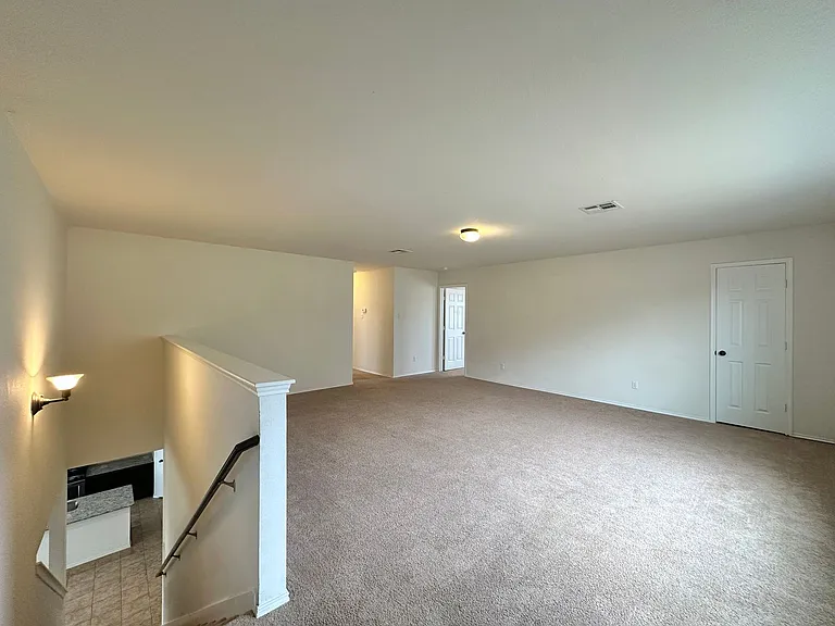 5304 Capricorn Loop — Photo 26