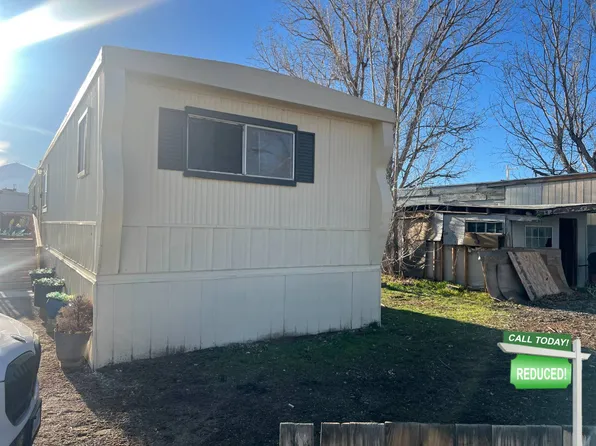 145 W Surge St #37, Reno, NV 89506