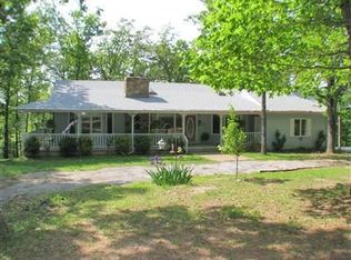 605 E Farm Road 20, Pleasant Hope, MO 65725