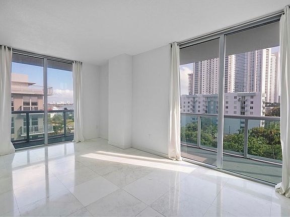 4th image of 333 NE 24th St APT 610