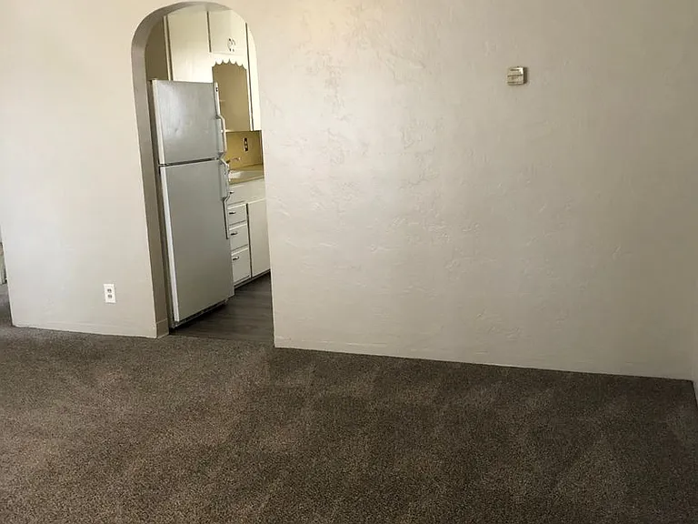 712 S Canyon St — Photo 7