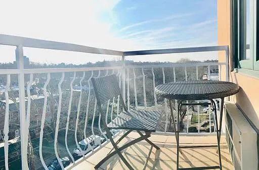 1 bed, 700 sqft, $1,975 — Photo 4