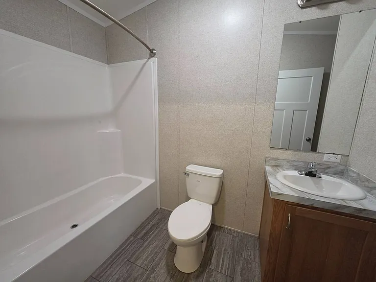 2238 E Maywood St — Photo 8