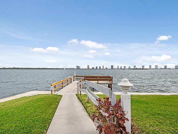 3rd image of 111 Shore Ct APT 308