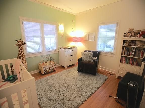 3rd image of 1736 Maltman Ave