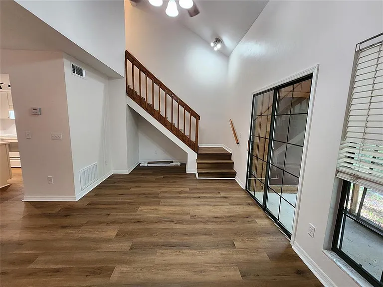 5823 SW 9th Pl #H-55 — Photo 25