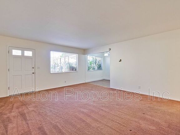 3rd image of 3967 Starview Dr #2