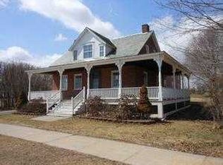 326 Lake St, Rouses Pt, NY 12979