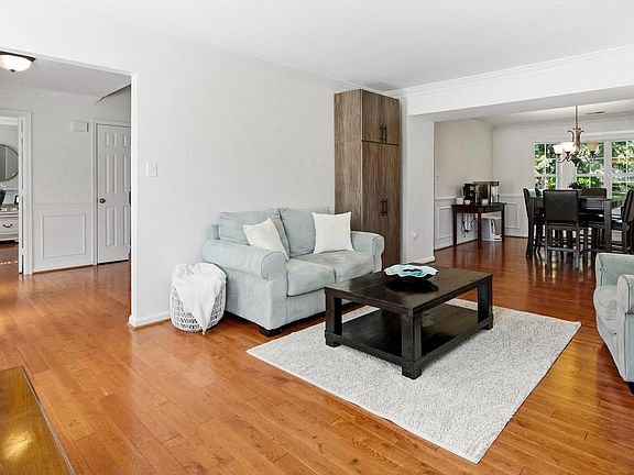 4th image of 11676 Cygnet Dr