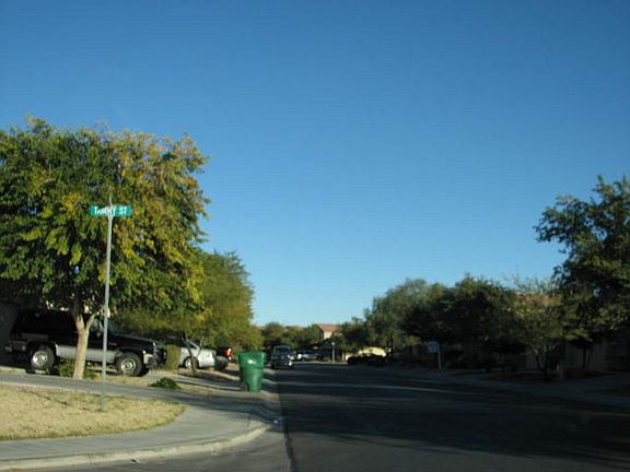 5th image of 41353 W Pryor Ln