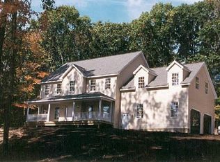 123 Padanaram Rd, Danbury, CT 06810