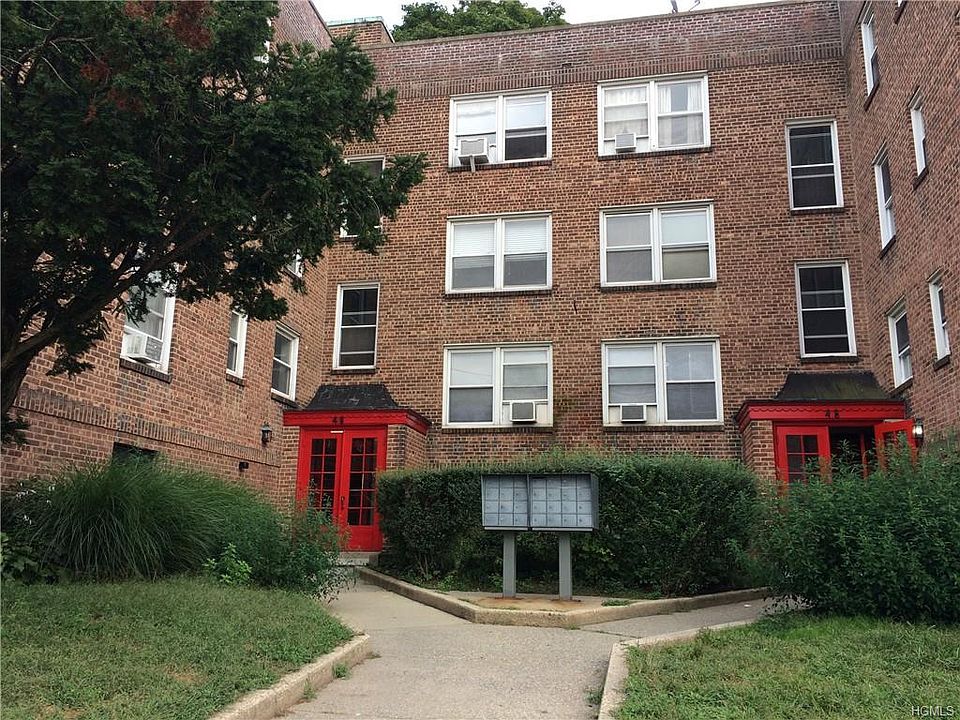 1st image of 48 Windle Park APT B3