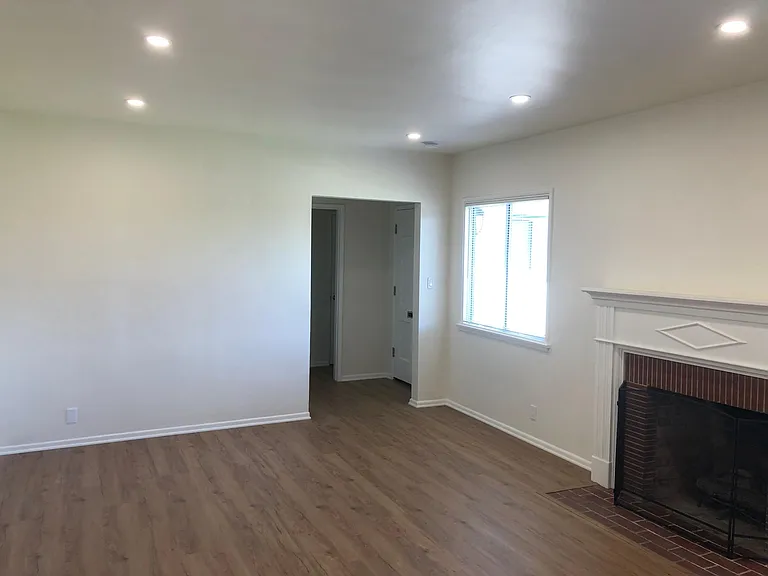 5471 Temple City Blvd — Photo 8
