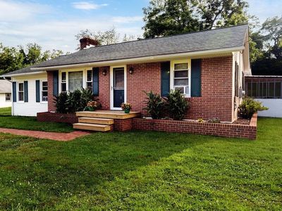 911 Old White Hill Rd, Stuarts Draft, VA, 24477