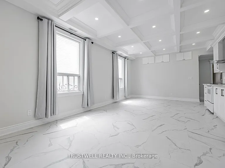 90 Galt Ave #A — Photo 3