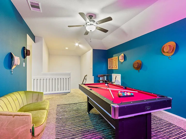 2431 Sutton Hollow Ct — Photo 34