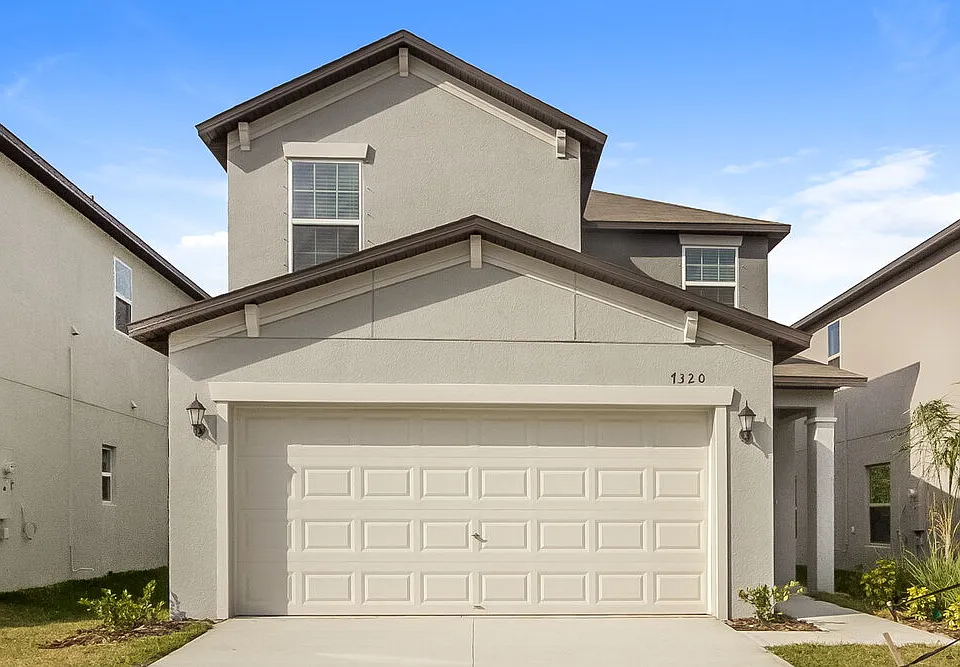 7320 Spring Snowflake Ave