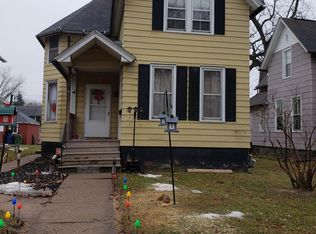 615 5th Ave S, Clinton, IA 52732
