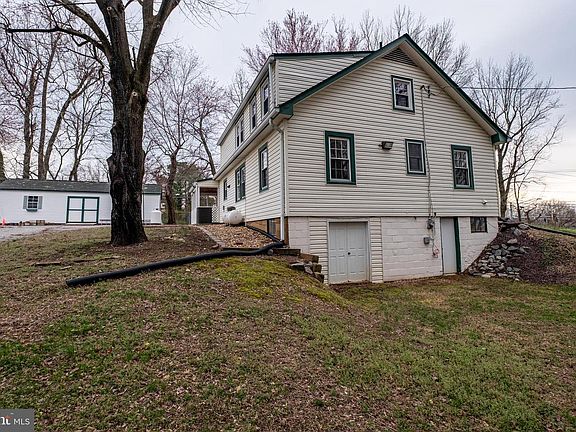 2nd image of 5680 Bryantown Rd