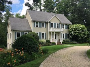 5 Hawk Ridge Rd, Andover, MA 01810
