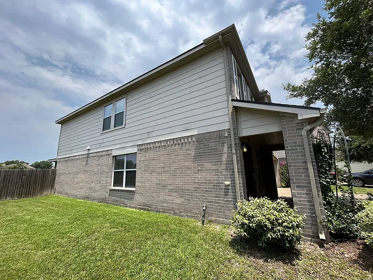 15202 Lynford Crest Dr — Photo 12