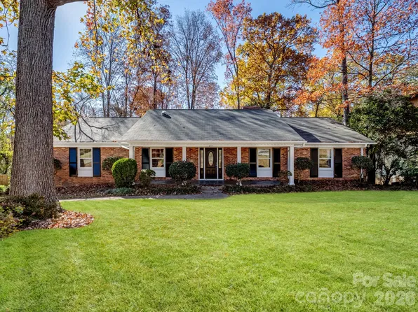2111 Sagamore Rd, Charlotte, NC 28209