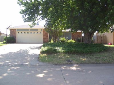 2721 Constitution Ave, Enid, OK, 73703